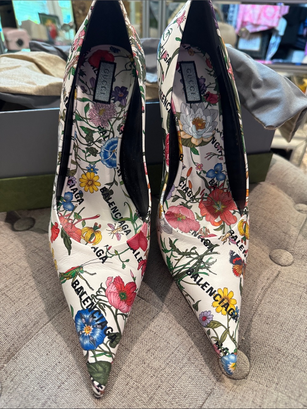 Gucci Balenciaga White Leather Floral Pointed-Toe Pumps with Multicolor Bloom